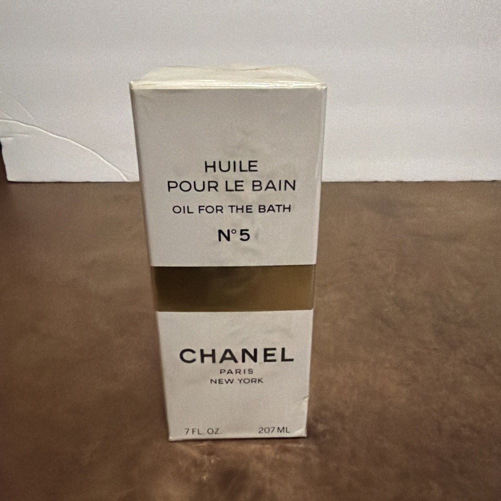 CHANEL oil for the bath No 5 Sealed box 7 oz / 207 ml  bottle